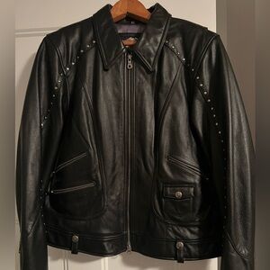 Harley-Davidson women’s leather jacket, size XL, worn twice, new condition